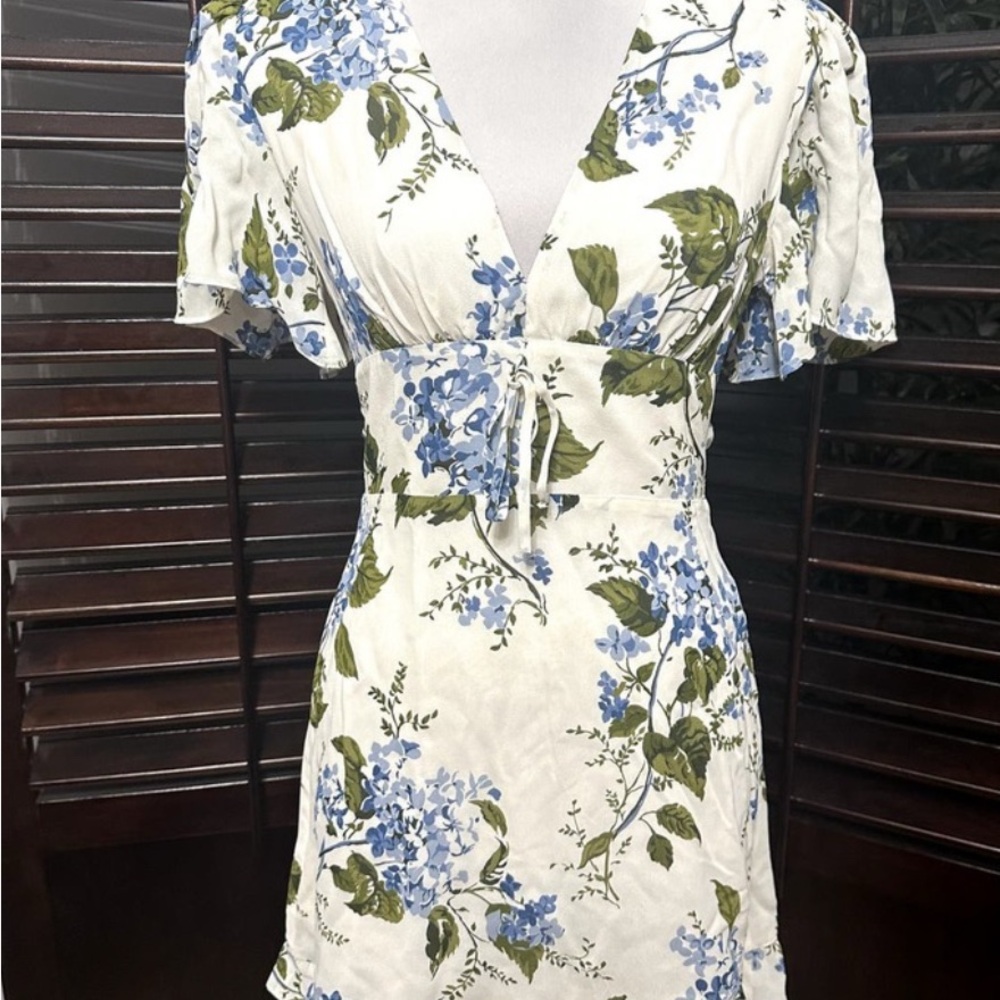 Reformation Cressida cream/blue floral short sleeve dress - Picture 2 of 6